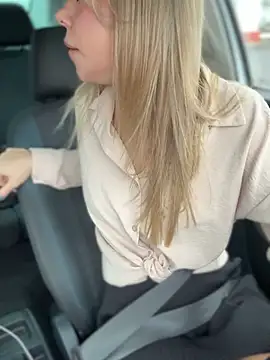 Snapshot of Myrtle_Beach chatting on December 8, 11:24 am Myrtle Beach online show from December 8, 11:24 am