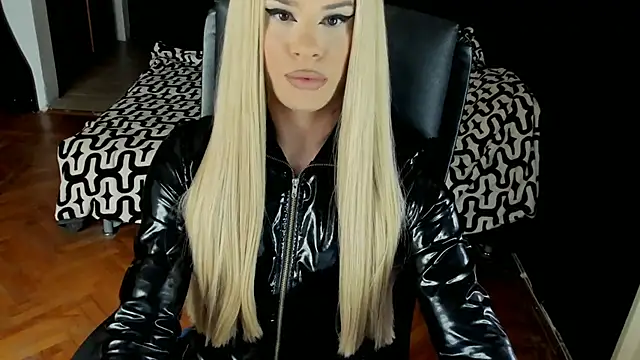 EvelynLexy online show from September 27, 7:13 am