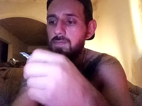 Snapshot of Chatoxxx614 chatting on January 2, 5:35 am Chatoxxx614 online show from January 2, 5:35 am