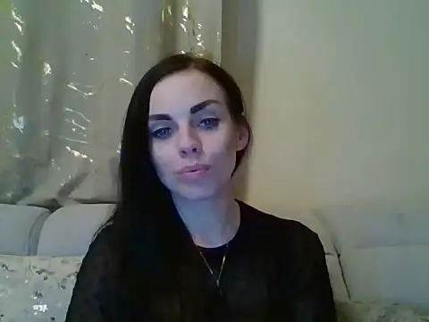 Snapshot of CassieSensual chatting on April 16, 9:39 pm CassieSensual online show from April 16, 9:39 pm