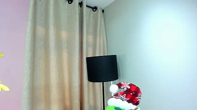  nina sweet online show from December 17, 12:22 pm