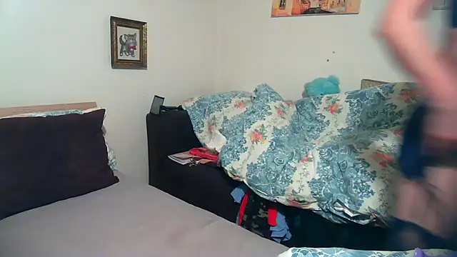 balkangirl1 online show from December 14, 4:23 pm