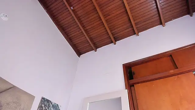 Salomesimos1 online show from January 16, 8:25 pm