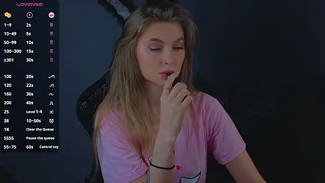 Saillise online show from December 13, 11:10 pm