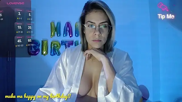 candydowson1 online show from December 30, 10:43 am