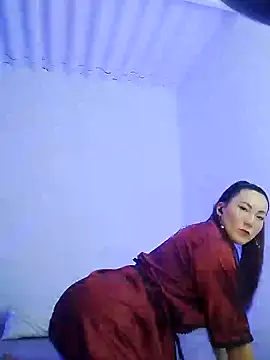 Elle Lee  online show from December 6, 11:14 pm