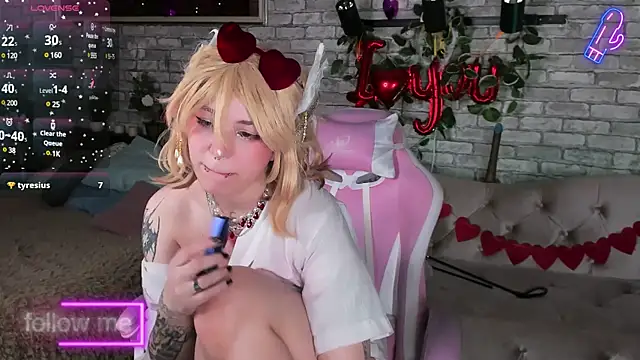 Alex Howell online show from February 9, 2:49 am