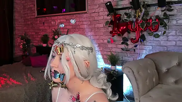 Alex Howell online show from March 7, 11:49 pm