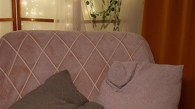 Snapshot of Devilina_V chatting on January 30, 8:31 pm Devilina V online show from January 30, 8:31 pm