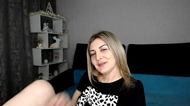 Amelia Harper online show from January 13, 8:48 pm