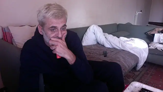 Snapshot of skossa777 chatting on October 29, 7:32 am skossa777 online show from October 29, 7:32 am