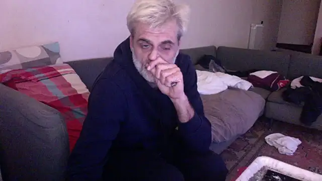 Snapshot of skossa777 chatting on November 24, 2:06 pm skossa777 online show from November 24, 2:06 pm