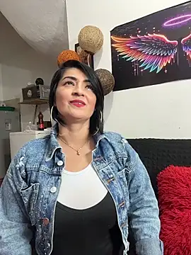 Snapshot of karenlennox1 chatting on January 16, 11:20 pm karenlennox1 online show from January 16, 11:20 pm