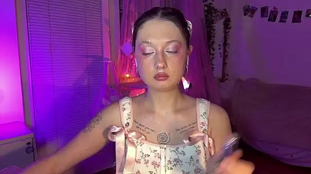 Jenny darling love online show from May 26, 6:37 pm