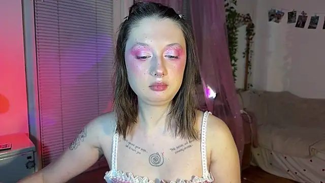 Jenny darling love online show from May 28, 7:11 pm