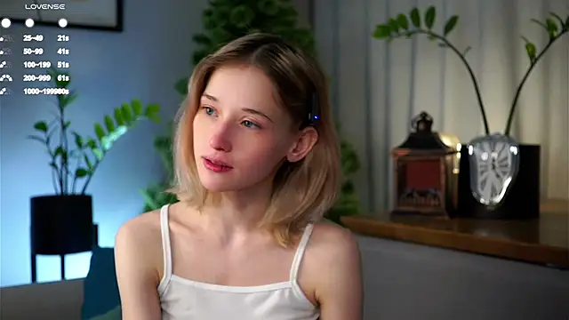 EdlinHargus online show from February 25, 12:58 am