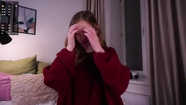 EdlinHargus online show from December 5, 1:14 am