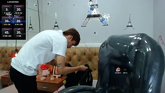 SkinnyBoy  online show from February 25, 12:24 pm