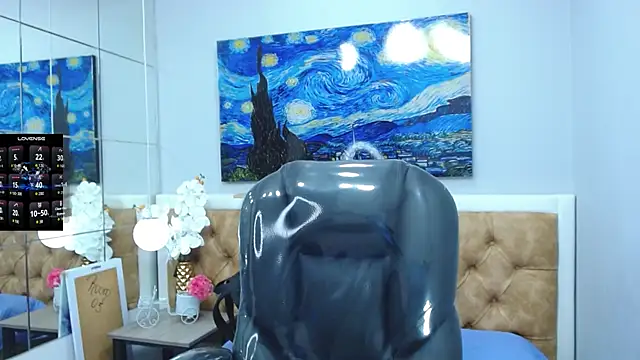 Snapshot of SkinnyBoy_ chatting on September 21, 1:02 pm SkinnyBoy  online show from September 21, 1:02 pm