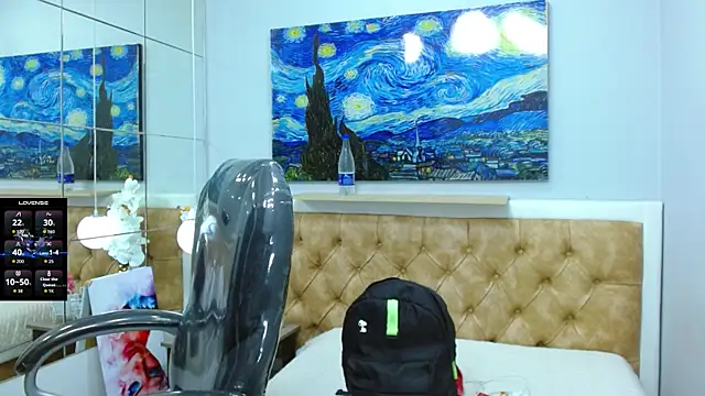 Snapshot of SkinnyBoy_ chatting on October 10, 12:37 pm SkinnyBoy  online show from October 10, 12:37 pm