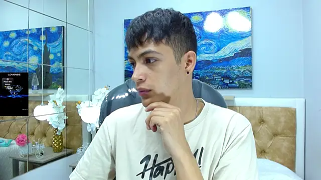 Snapshot of SkinnyBoy_ chatting on October 17, 12:30 pm SkinnyBoy  online show from October 17, 12:30 pm