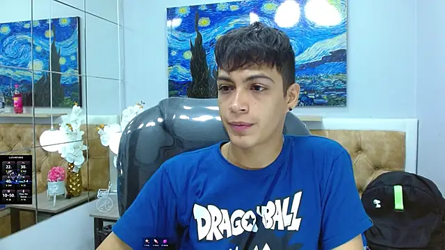 Snapshot of SkinnyBoy_ chatting on October 23, 7:45 pm SkinnyBoy  online show from October 23, 7:45 pm