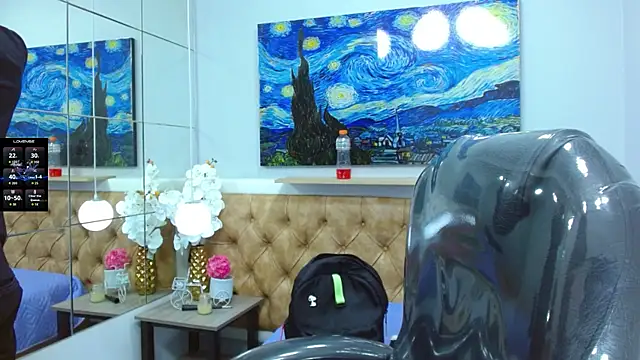 Snapshot of SkinnyBoy_ chatting on October 29, 12:51 pm SkinnyBoy  online show from October 29, 12:51 pm