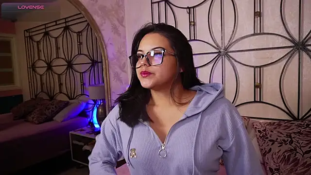 Sophia wilsonn  online show from January 9, 11:13 am