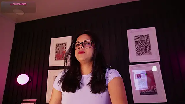 Sophia wilsonn  online show from March 26, 10:54 am