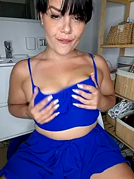 Xladycharme online show from May 27, 12:18 am