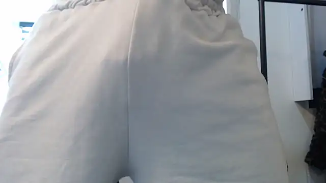 Snapshot of Jhonyblack_1 chatting on November 23, 4:07 pm Jhonyblack 1 online show from November 23, 4:07 pm