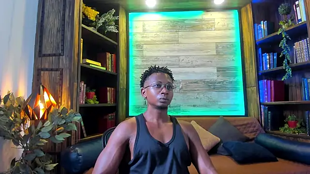 Snapshot of JamalMyst chatting on March 18, 8:26 pm JamalMyst online show from March 18, 8:26 pm