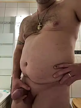 Snapshot of radoka chatting on February 20, 6:24 pm radoka online show from February 20, 6:24 pm