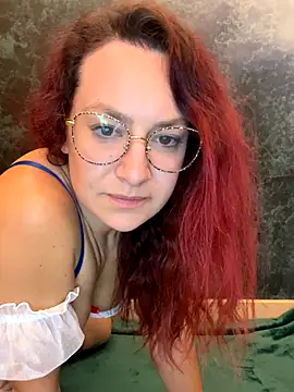 ladoucedu34 online show from October 6, 10:18 pm