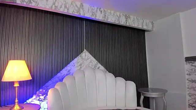 MeganDraco  online show from December 19, 12:23 pm