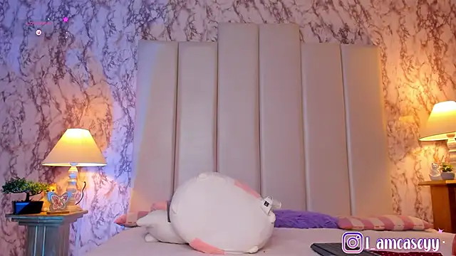 Snapshot of CaseyPiierce chatting on March 12, 6:44 pm CaseyPiierce online show from March 12, 6:44 pm