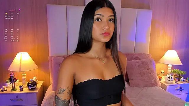 Snapshot of CaseyPiierce chatting on October 14, 8:09 pm CaseyPiierce online show from October 14, 8:09 pm