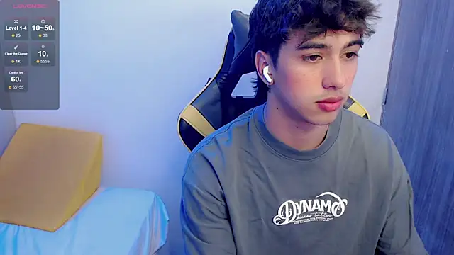 Snapshot of Jake_tripp chatting on October 4, 3:26 am Jake tripp online show from October 4, 3:26 am