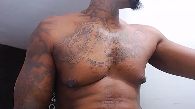 Snapshot of jhon_tomson1 chatting on November 8, 5:45 pm jhon tomson1 online show from November 8, 5:45 pm