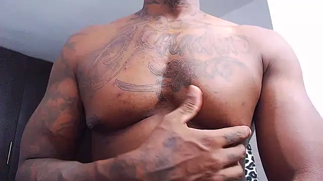 Snapshot of jhon_tomson1 chatting on November 13, 10:19 pm jhon tomson1 online show from November 13, 10:19 pm