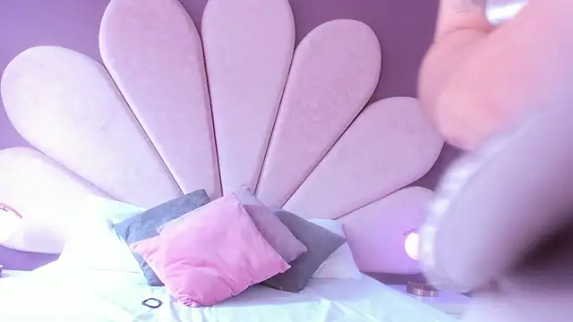 Susa1userma  online show from February 10, 7:28 pm