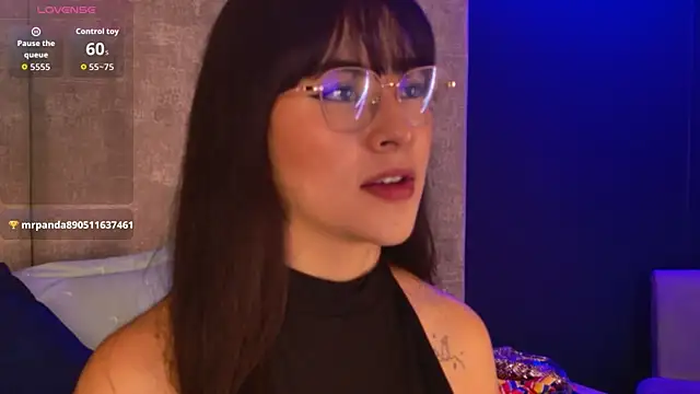 Susa1userma  online show from October 8, 7:11 pm