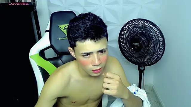 bby santi online show from December 5, 6:55 pm