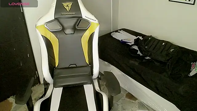 bby santi online show from October 3, 11:02 pm