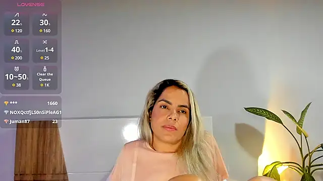 Snapshot of ClaraMariaMon chatting on December 26, 10:09 pm ClaraMariaMon online show from December 26, 10:09 pm