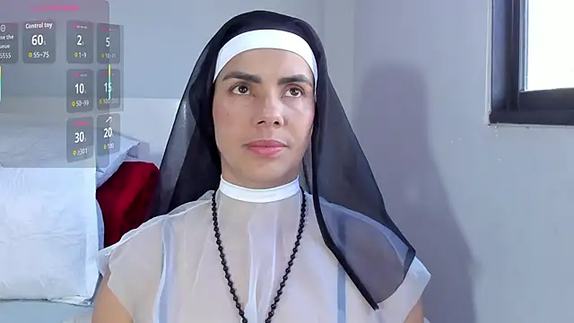 Snapshot of ClaraMariaMon chatting on October 7, 6:49 pm ClaraMariaMon online show from October 7, 6:49 pm