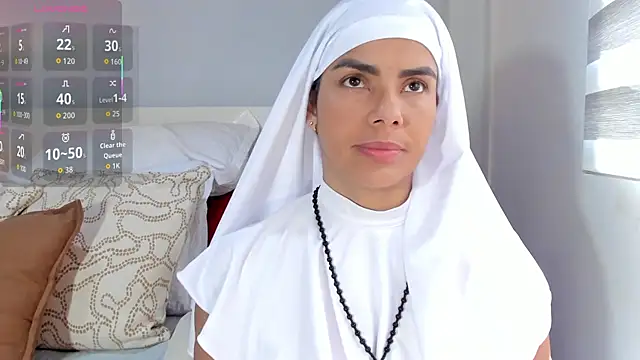 Snapshot of ClaraMariaMon chatting on October 9, 3:43 pm ClaraMariaMon online show from October 9, 3:43 pm