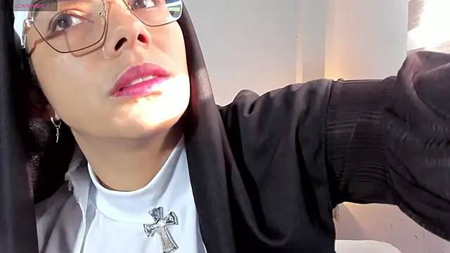 Snapshot of ClaraMariaMon chatting on November 28, 1:03 pm ClaraMariaMon online show from November 28, 1:03 pm