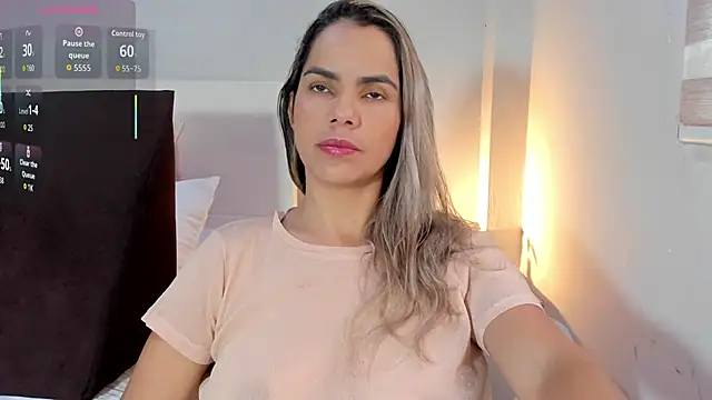 Snapshot of ClaraMariaMon chatting on November 30, 2:10 pm ClaraMariaMon online show from November 30, 2:10 pm