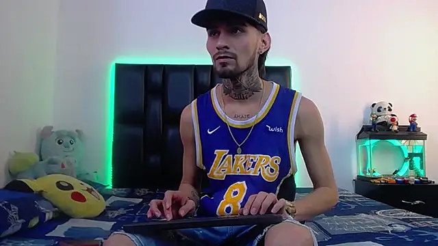 Brutal Sex Fucking online show from June 16, 8:11 pm